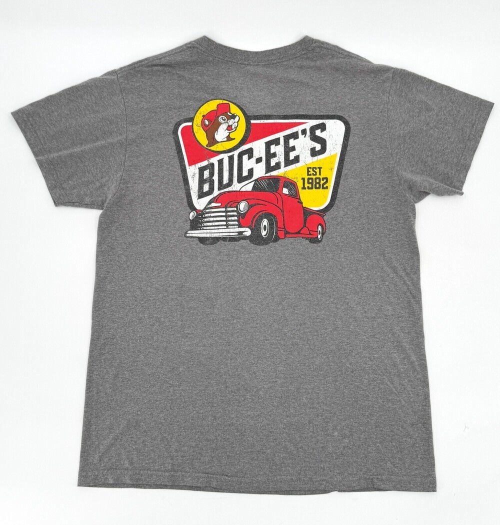 Bucees Shirt Adult Medium T-Shirt Beaver Graphic Corner Store Texas 1982 Truck